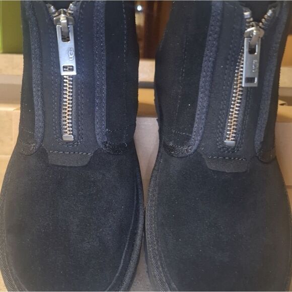 UGG Women's Neumel Platform Black Suede Zip Boots Size 7 NIB - Picture 6 of 15